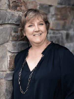 Karin Simpson, Recognized by BestAgents.us as a 2024 Top Agent