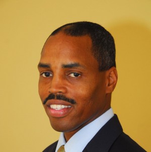 Dentist in Washington DC Dr Daniel Hines at Premier Dental Care