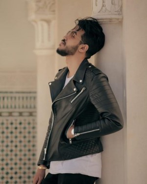 Moroccan Fashion Blogger Youssef Chreiba (senior jo ) is the New Internet Sensation