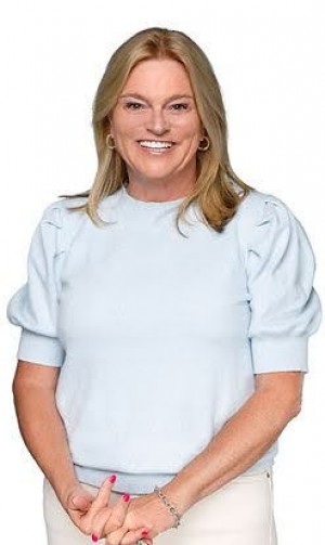Carol Lynn, MD: The Visionary Behind Dr. Carol Lynn Gynecology & Aesthetics in Collierville, Tennessee