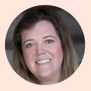 Alisha Arnold smiling Face