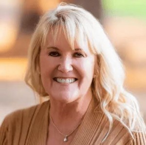 Saundra Leonard, Recognized by BestAgents.us as a 2024 Top Agent