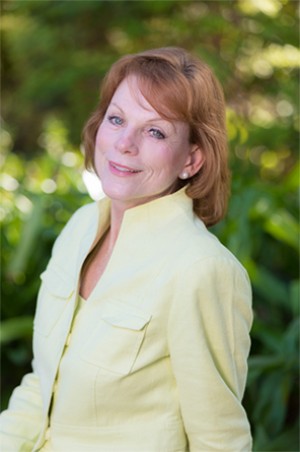 Author Nina Kelly