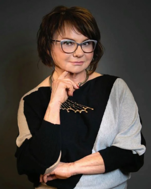 Katarzyna Tesmer, MD, Award-Winning Aesthetician and Neonatologist