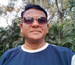 Milind Rangari as Father