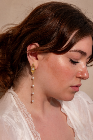 Aphrodite Pearl Drop