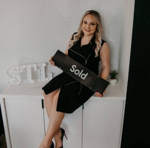 Olga Verschoore, Recognized by BestAgents.us as a 2024 Top Agent