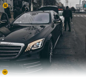 Heathrow to gatwick taxi