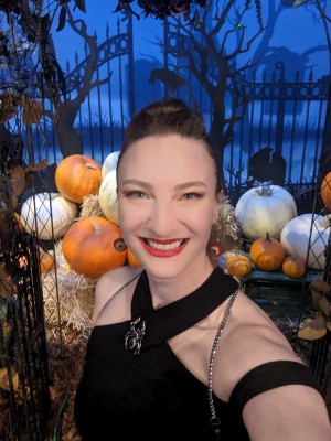 Sarah on the set of Halloween Wars