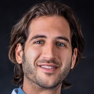 Andrew Bloomfield, MD: Transforming Chronic Pain Management at the Comprehensive Spine Institute