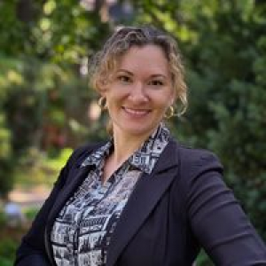 Megan Gillette: Your Trusted Real Estate Broker in Champaign, IL