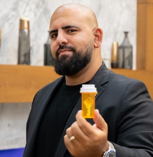 David Azer, Recognized by BestAgents.us as a 2024 Top Agent 