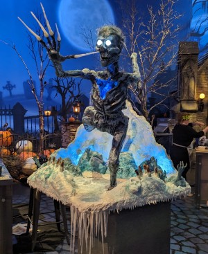 Frieda Frosbite, Freddy Kreuger