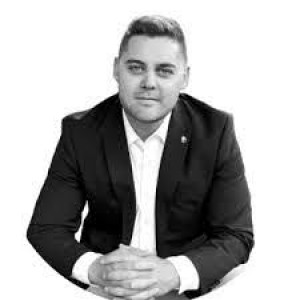 Preston Walston, Recognized by BestAgents.us as a 2024 Top Agent 