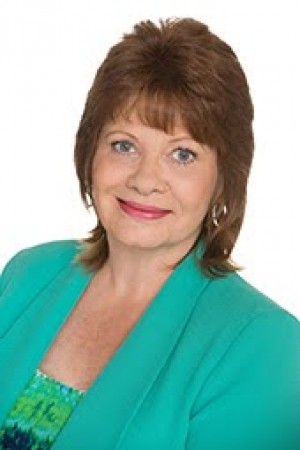 Shelly Torbert, Recognized by BestAgents.us as a 2024 Top Agent 