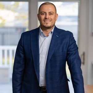 Juan Lopera-Martinez, Recognized by BestAgents.us as a 2024 Top Agent 