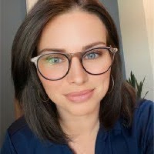 Stephanie Monjaras, Recognized by BestAgents.us as a 2024 Top Agent 