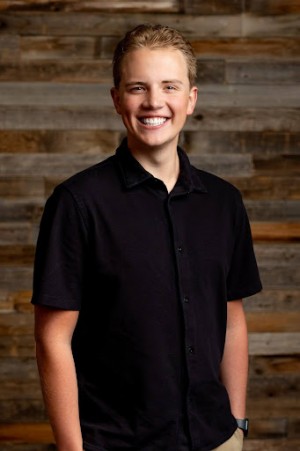 Nick Booth, Recognized by BestAgents.us as a 2024 Top Agent 