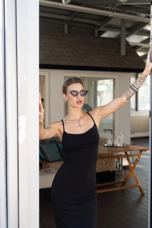 Our first featured Advertisment