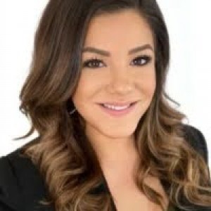 Sabrina McIntyre, Recognized by BestAgents.us as a 2024 Top Agent 