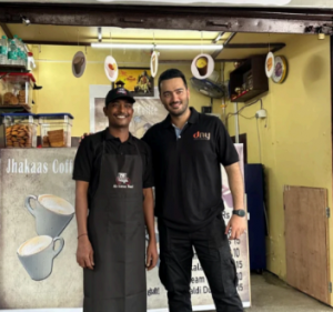 How Yash Dalwani Is Turning Street Food Hawkers to organised businesses - By his Charity Initiative 