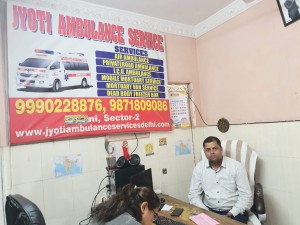 ambulance services in delhi