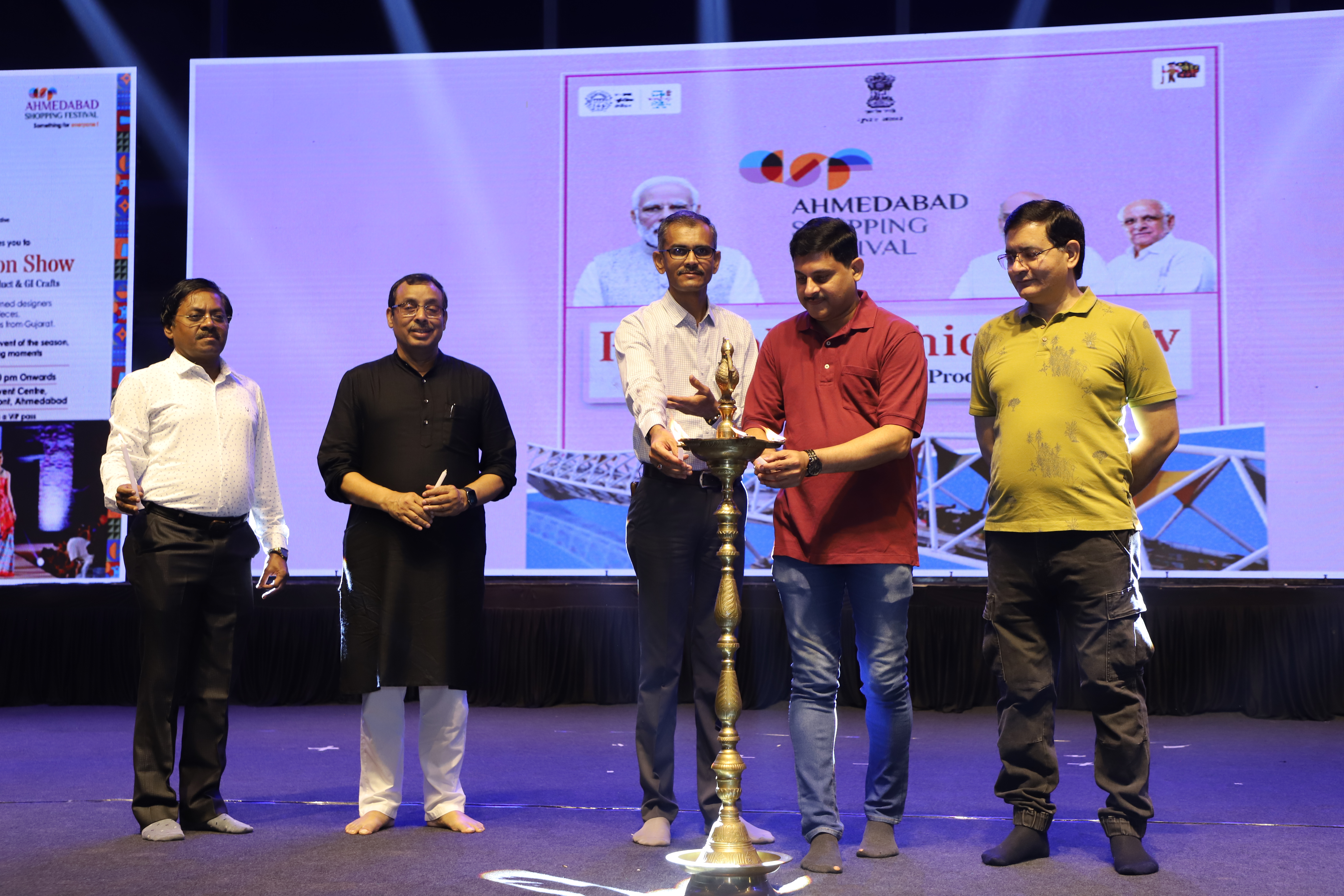 EDII Empowers Artisans; rejuvenates crafts ….The Grand Fashion Show Stands as Testimony!