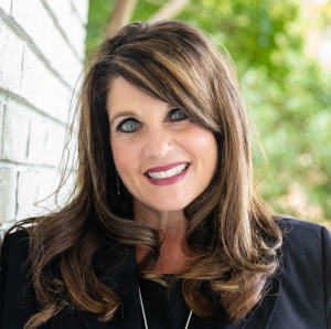 Laura Swearingen, Recognized by BestAgents.us as a 2024 Top Agent 