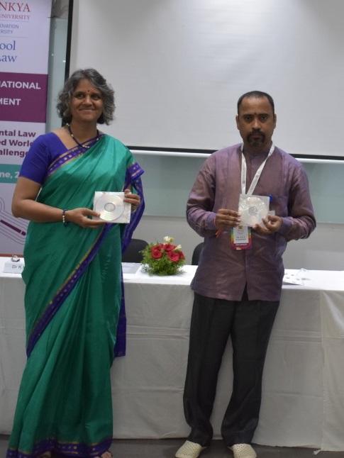 Dr Ujjwala Barve HeadDepartment of Communication Journalism Savitribhai Phule Pune University and Dr K K S R MurthyHeadADYPU School of Law unveiling the research papers Second International Faculty Development Program at ADYPU Dr Ujjwala Barve HeadDepartment of Communication Journalism Savitribhai Phule Pune University and Dr K K S R MurthyHeadADYPU School of Law unveiling the research papers Second International Faculty Development Program at ADYPU