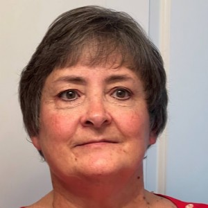 Gina Hull, Recognized by BestAgents.us as a 2024 Top Agent 