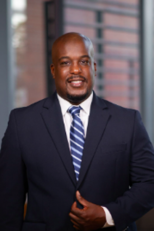 Tarik Nasir, Recognized by BestAgents.us as a 2024 Top Agent 