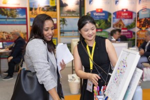 a paint-by-numbers activity and were introduced to famous Taipei attractions and cuisine.