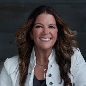 Kimberly Darnell, Recognized by BestAgents.us as a 2024 Top Agent 