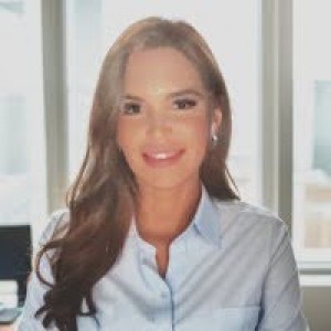 Amanda Hernandez, Recognized by BestAgents.us as a 2024 Top Agent 