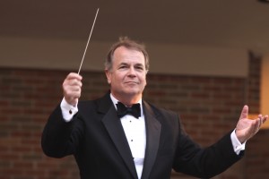 Dr. Bruce Moss conducting the Wheaton Municipal Band