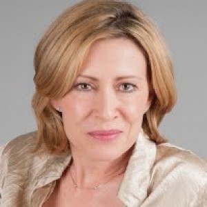 Anneliese Schwyter, Recognized by BestAgents.us as a 2024 Top Agent 