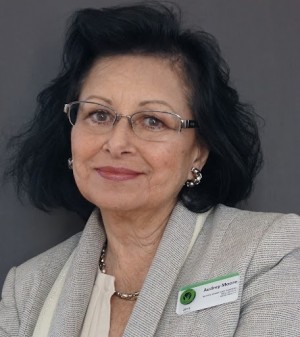 Audrey Moore, Recognized by BestAgents.us as a 2024 Top Agent 