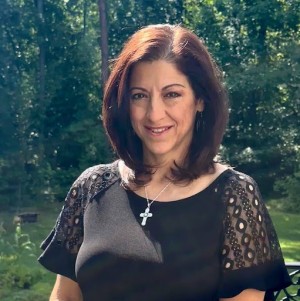 Vasilia Karelis, Recognized by BestAgents.us as a 2024 Top Agent 