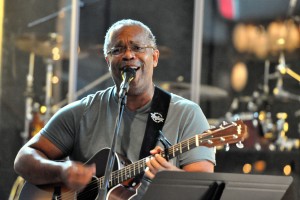 Manna Come On Down Single Graphic Large