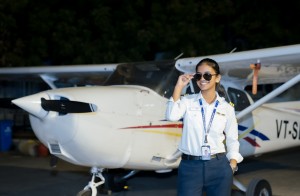 Samaira Hullur - Youngest Pilot of India with Her Parents