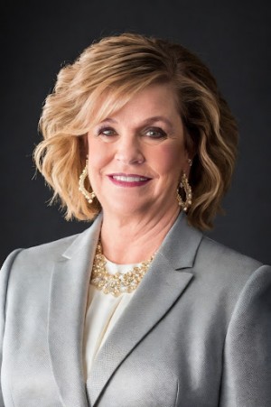 Lynette McClendon, Recognized by BestAgents.us as a 2024 Top Agent 