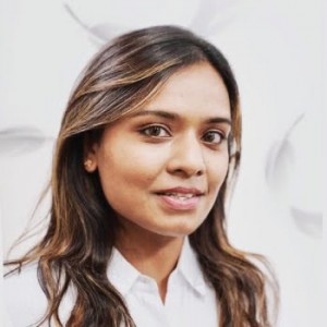 Exceptional Periodontist Smriti Bhatia, BDS, FP, Brings World-Class Expertise to Olympia, Washington