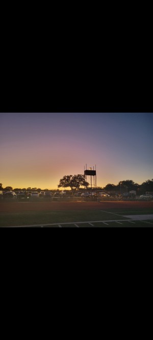 Introducing BLUEJAES The Rising Artist