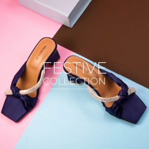 Walkeaze: Transforming Women's Fashion with Chic Footwear and Accessories