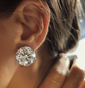 10 Carat Each Diamond Stud Earrings Certified by GIA IGI and HRD