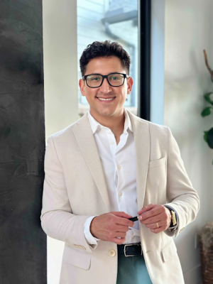 Sergio Cardoza, Recognized by BestAgents.us as a 2024 Top Agent