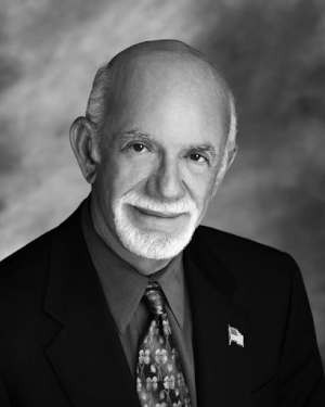 Dr. Ed J. Hendricks: A Leader in Bariatric Medicine and Innovative Obesity Treatment