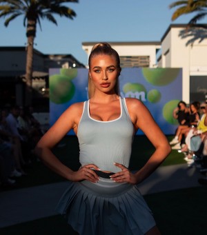 Ellis walking for Wilson