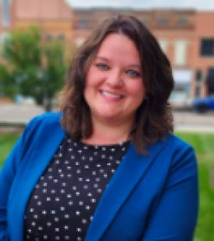 Tina Owens, Recognized by BestAgents.us as a 2025 Top Agent