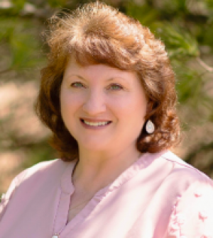 Denise “Dee” Mele, Recognized by BestAgents.us as a 2025 Top Agent 